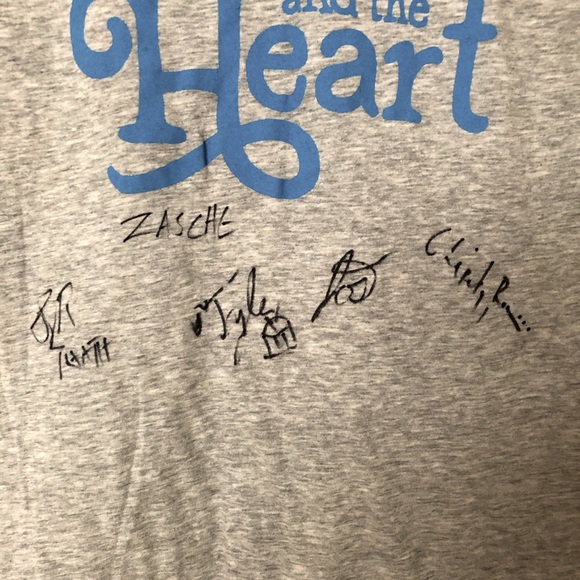 THE HEAD AND THE HEART autographed band tee! - Picture 4 of 4
